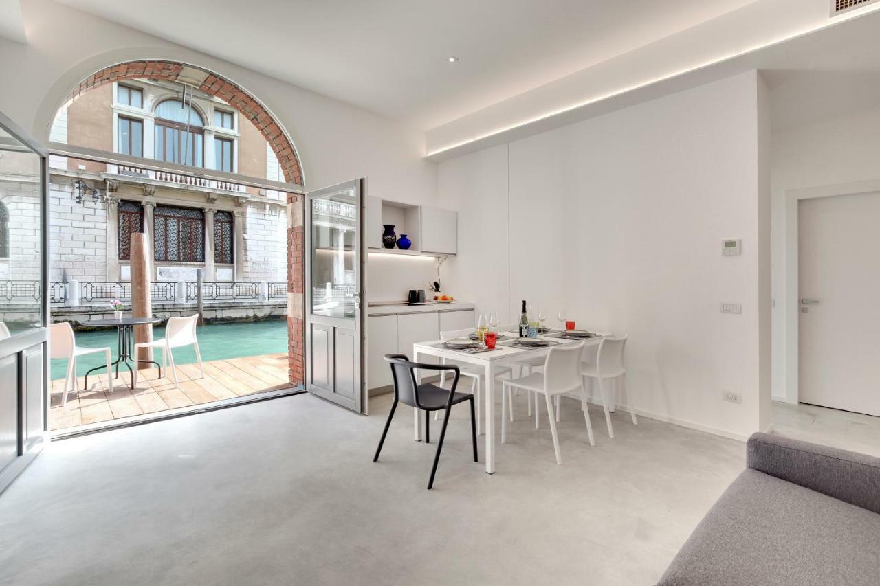 6525 Luxury Loft, With Private Terrace
